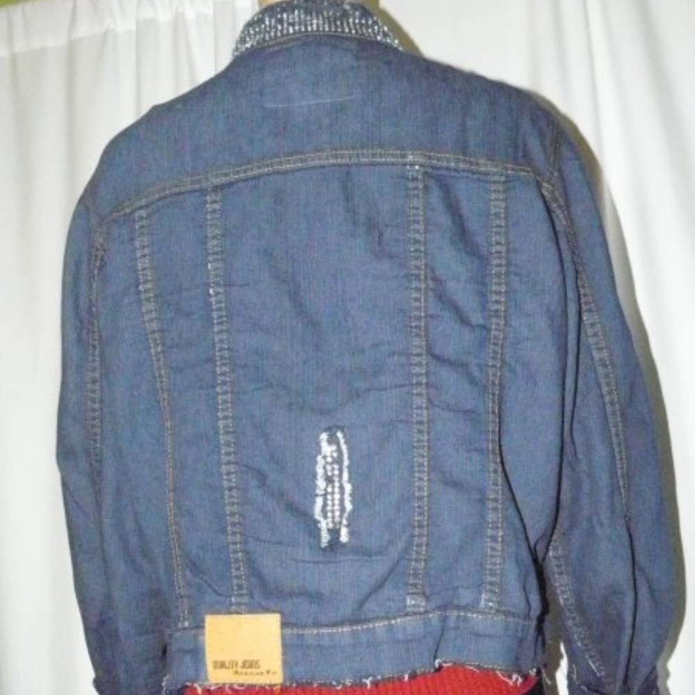 lightweight cropped Jean Jacket - Picture 5 of 6